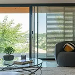 Architect's With Infinity Swimming Pool Saint-Gely-du-Fesc