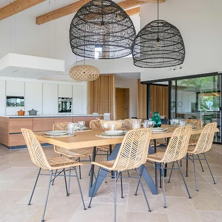 Architect's With Infinity Swimming Pool Saint-Gely-du-Fesc