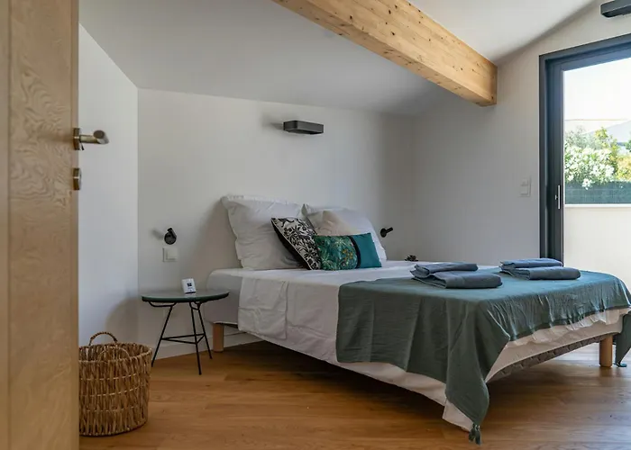 Architect's With Infinity Swimming Pool